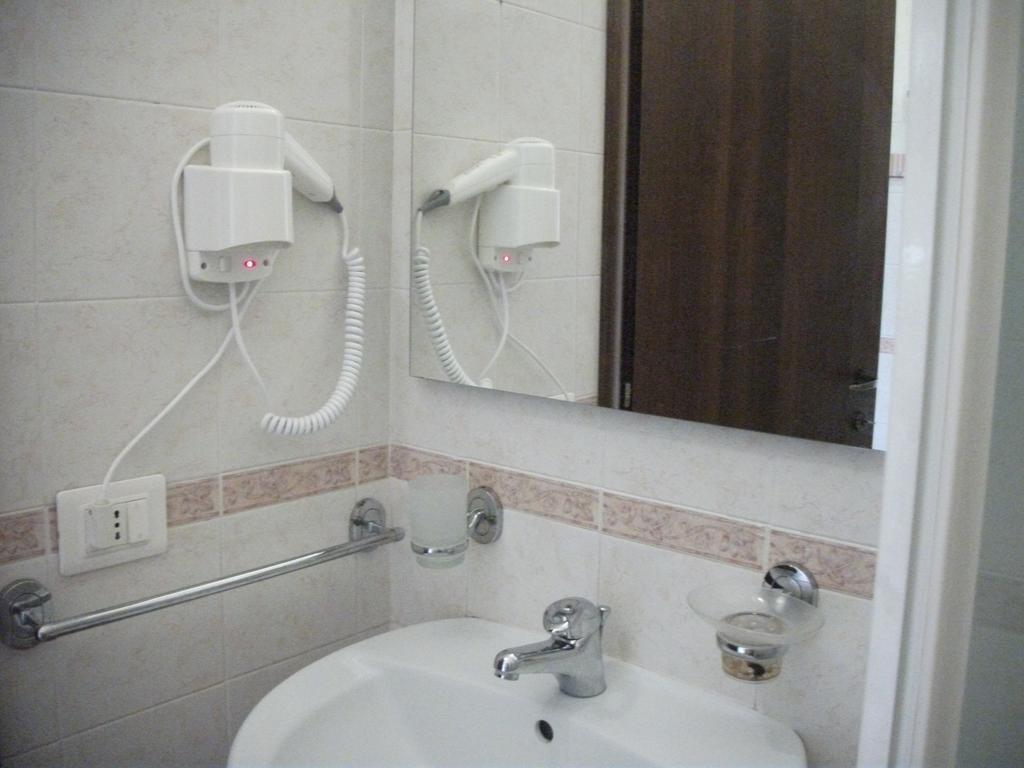 B&B Le Pavoncelle Cagliari Zewnętrze zdjęcie